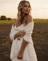 studioagnes_constant_love_svatebni-mode_online_shop_tylova_sukne_pletena_sala_stola_strick_smetanova_bolerko_12